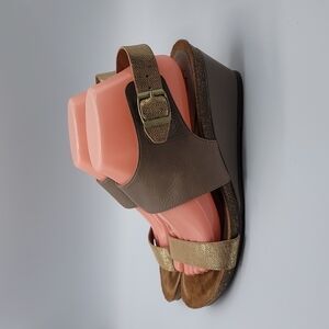 Söfft wedge sandals womens size 9.5m